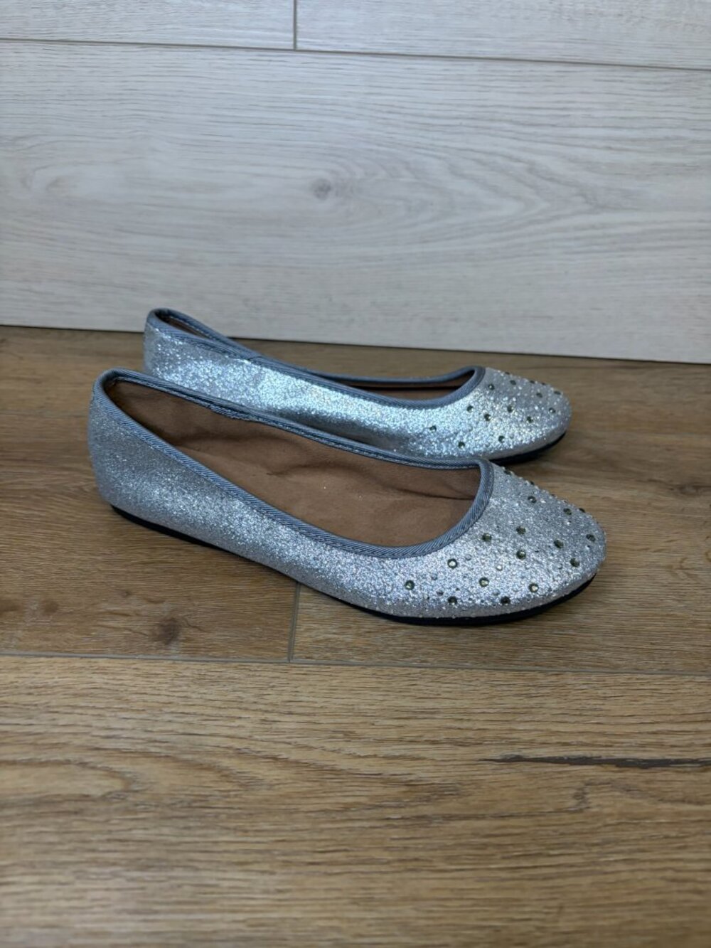 Style & Co Silver w/Crystals Ballet Flat Angelynn Glamour Glitter Jewel 5.5M